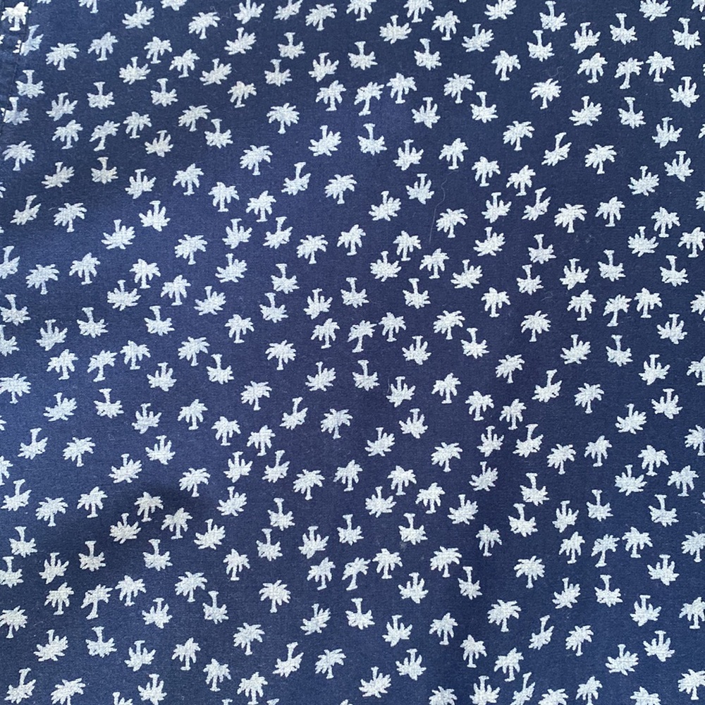 Palm tree button down 🌴 - Picture 2 of 5